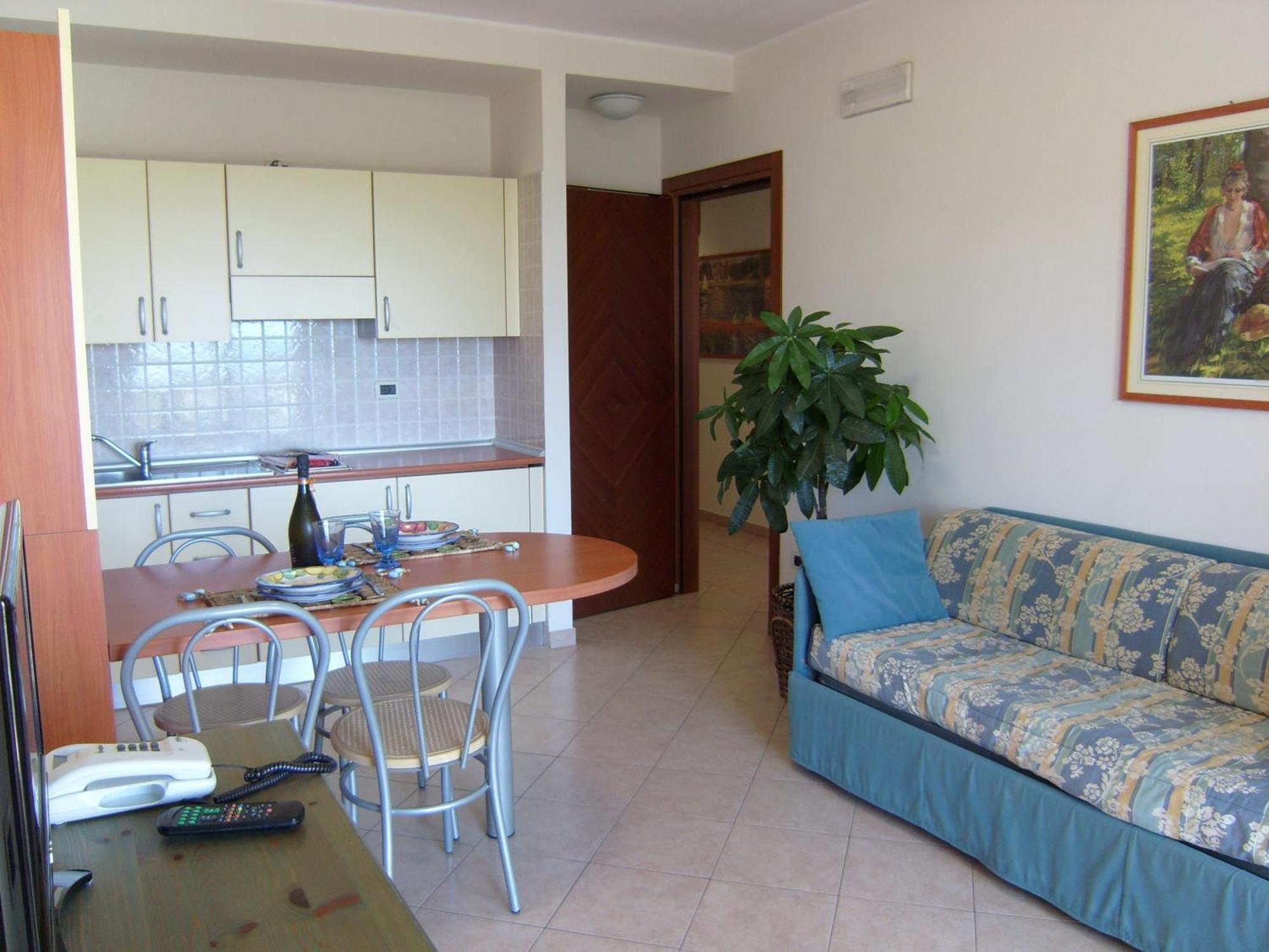 Residence Torre Del Mar Alba Adriatica Phòng bức ảnh